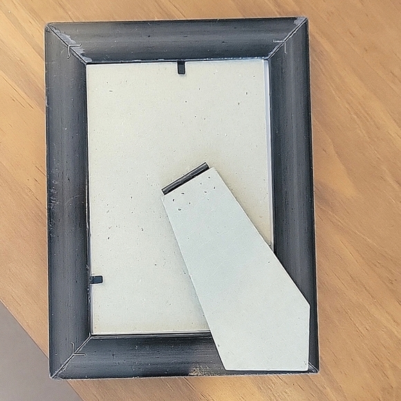 3/$30 Framed Vintage WWII Postcard with Green and Gold Frame - Picture 3 of 3